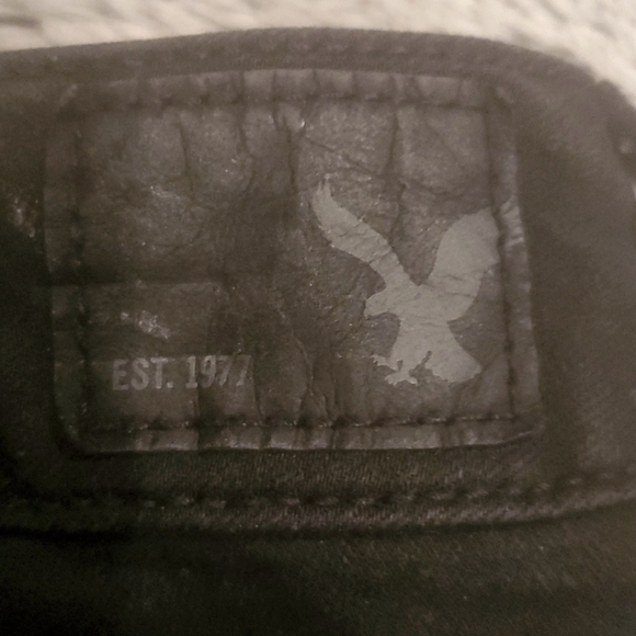 AMERICAN EAGLE Black Jegging. Size 8 Short - Picture 5 of 5